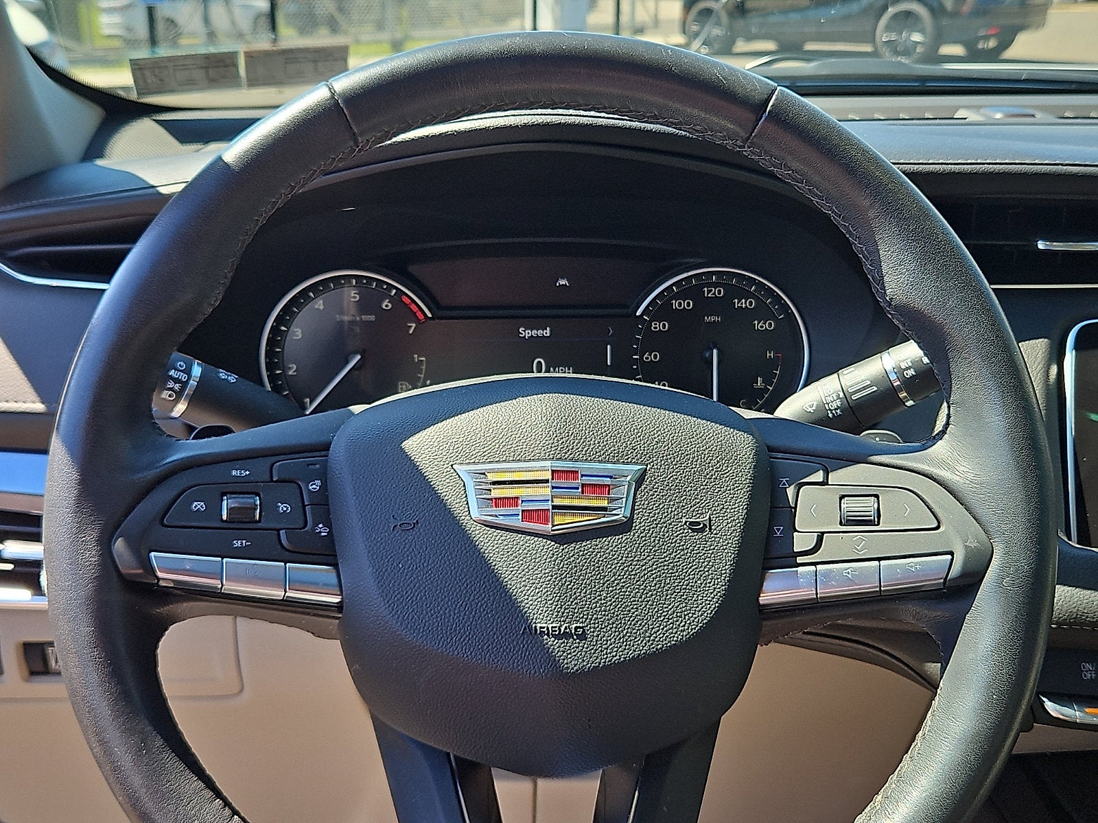 2023 Cadillac XT4 Luxury