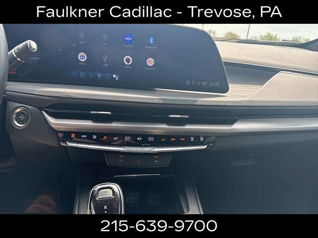 2025 Cadillac XT4 Premium Luxury
