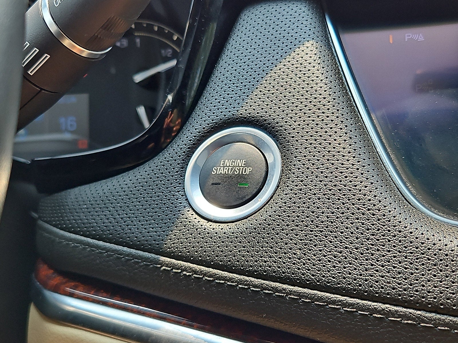 2019 Cadillac XT5 Luxury AWD