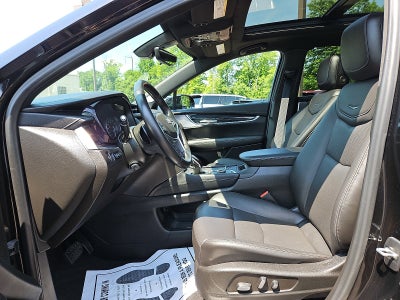 2022 Cadillac XT5 Premium Luxury