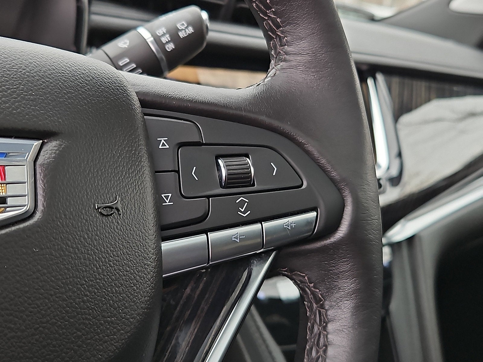 2022 Cadillac XT6 Premium Luxury