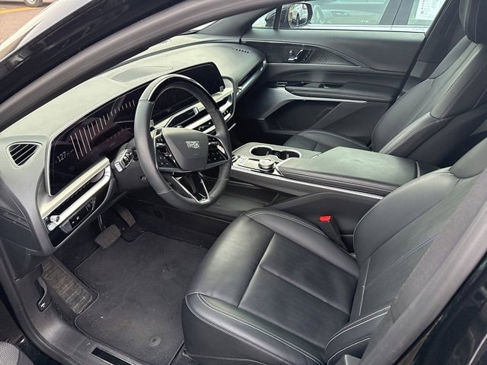 2023 Cadillac LYRIQ Luxury