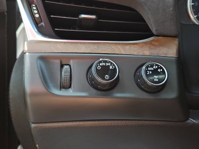 2016 Cadillac Escalade Luxury Collection