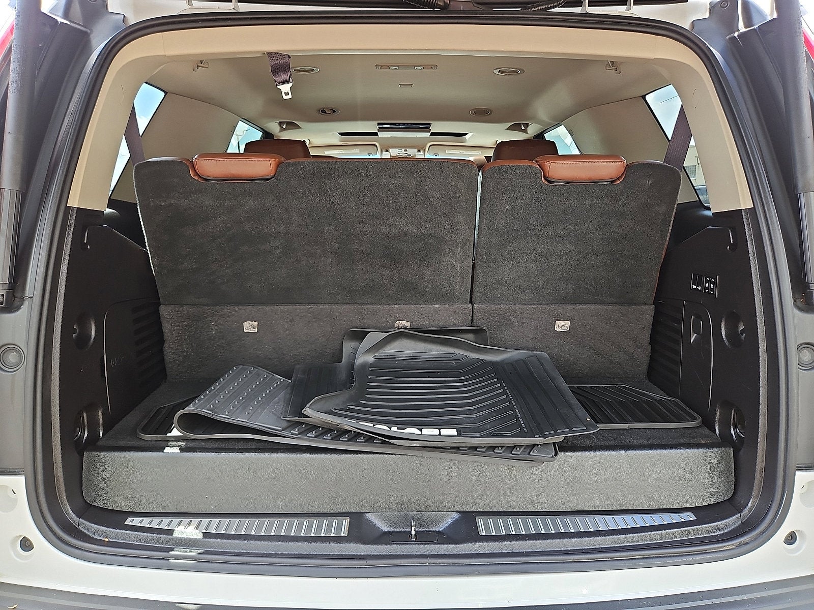 2016 Cadillac Escalade Luxury Collection