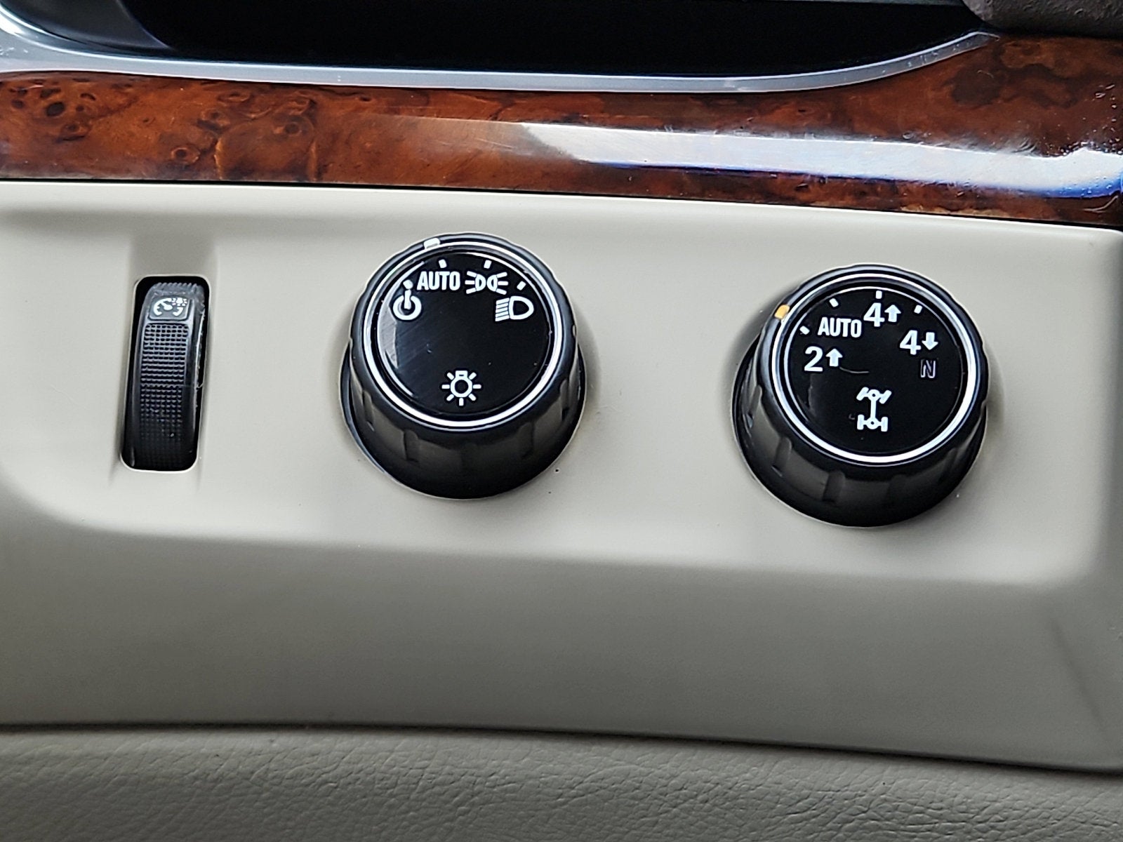 2016 Cadillac Escalade Luxury Collection