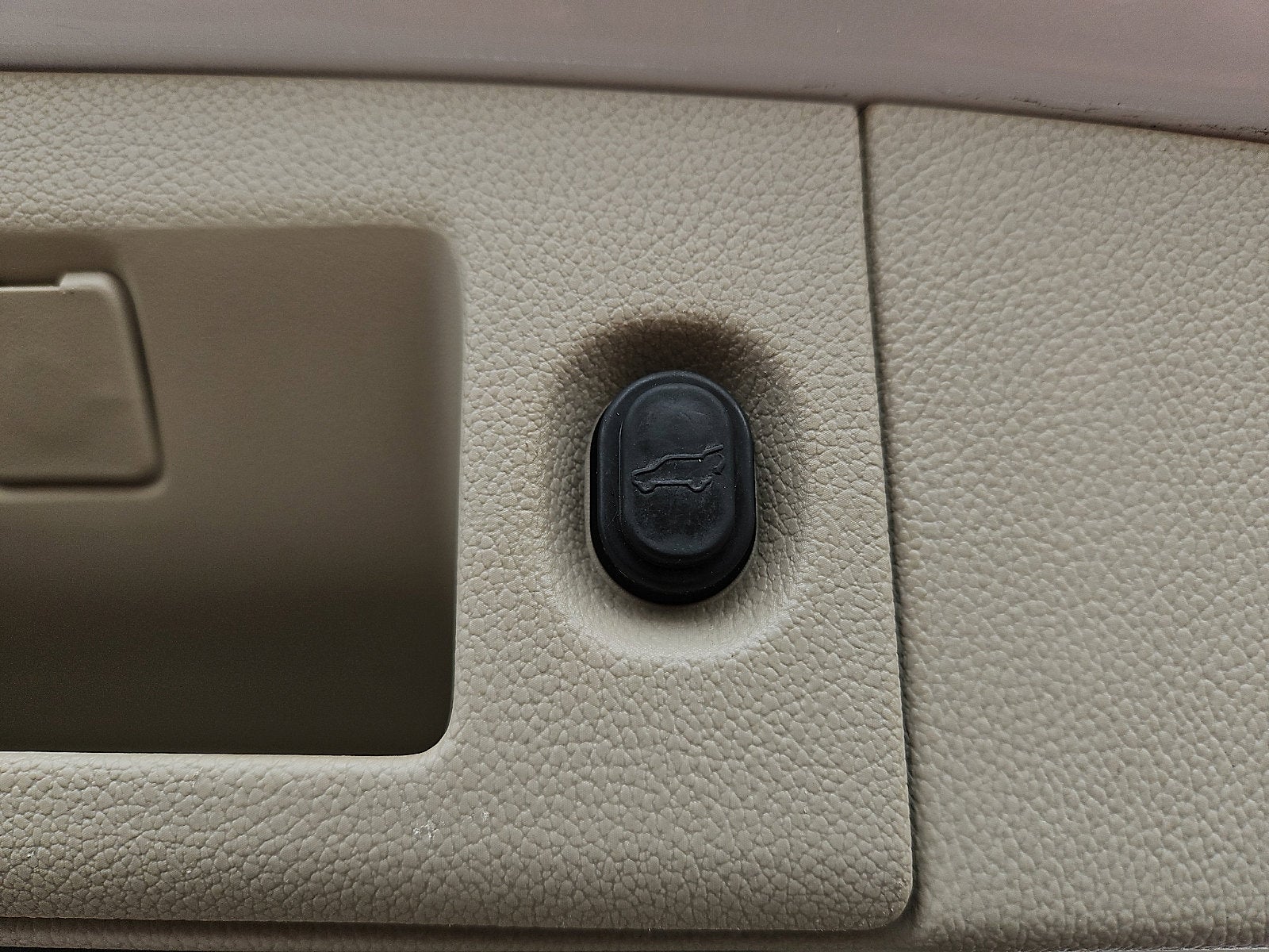 2016 Cadillac Escalade Luxury Collection