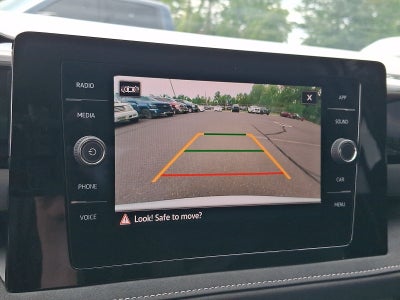 2025 Volkswagen Taos SE Black