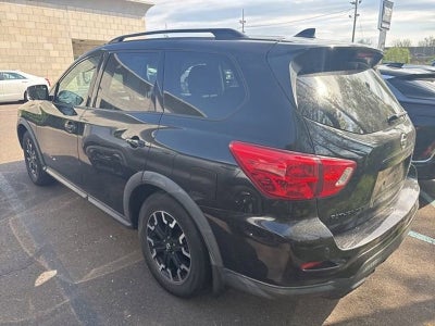 2020 Nissan Pathfinder SL