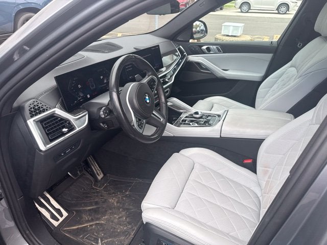 2024 BMW X6 M60i
