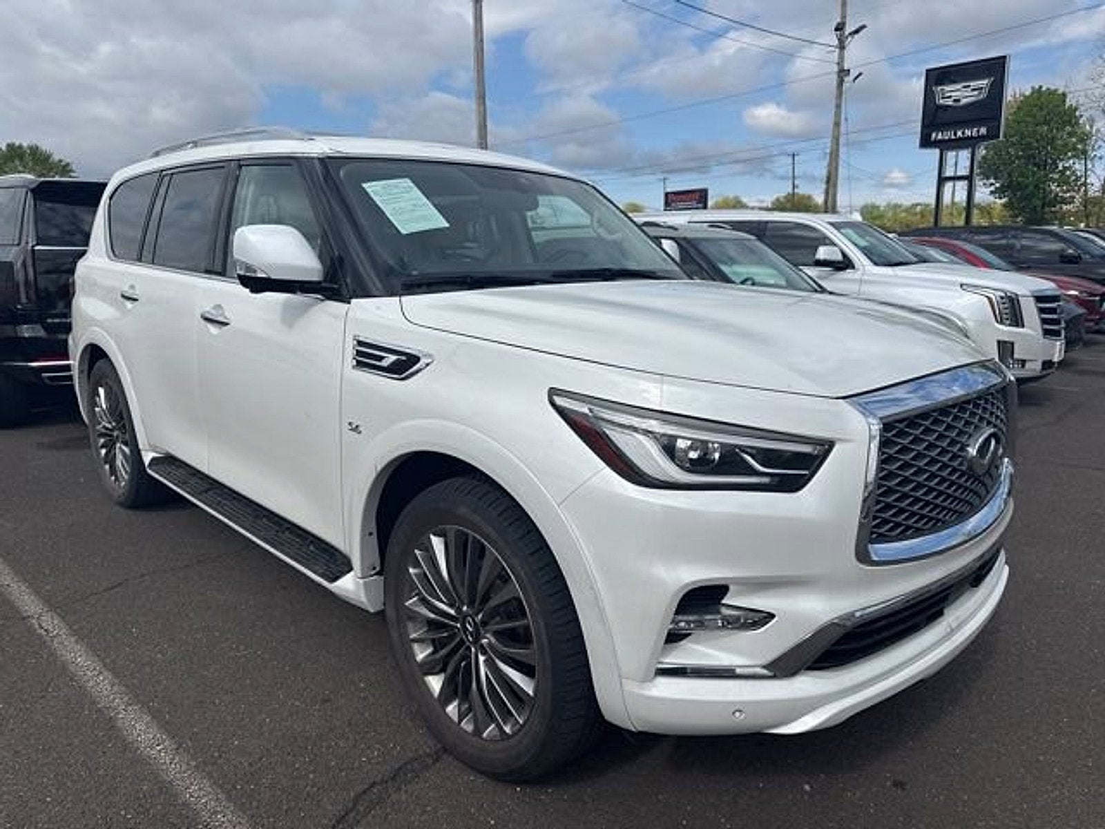 2019 INFINITI QX80 LUXE