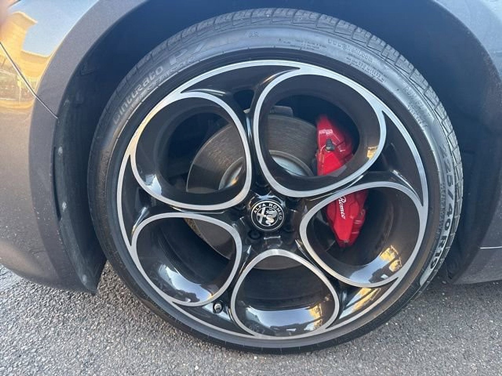 2024 Alfa Romeo Giulia Veloce