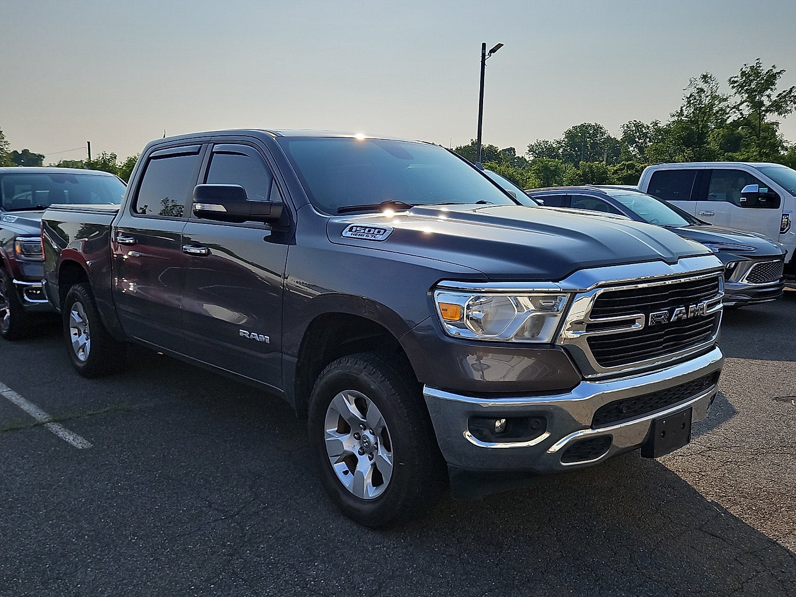 2019 RAM 1500 Big Horn/Lone Star Crew Cab 4x4 5'7" Box