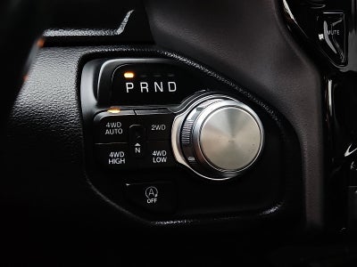 2021 RAM 1500 Laramie Crew Cab 4x4 5'7" Box