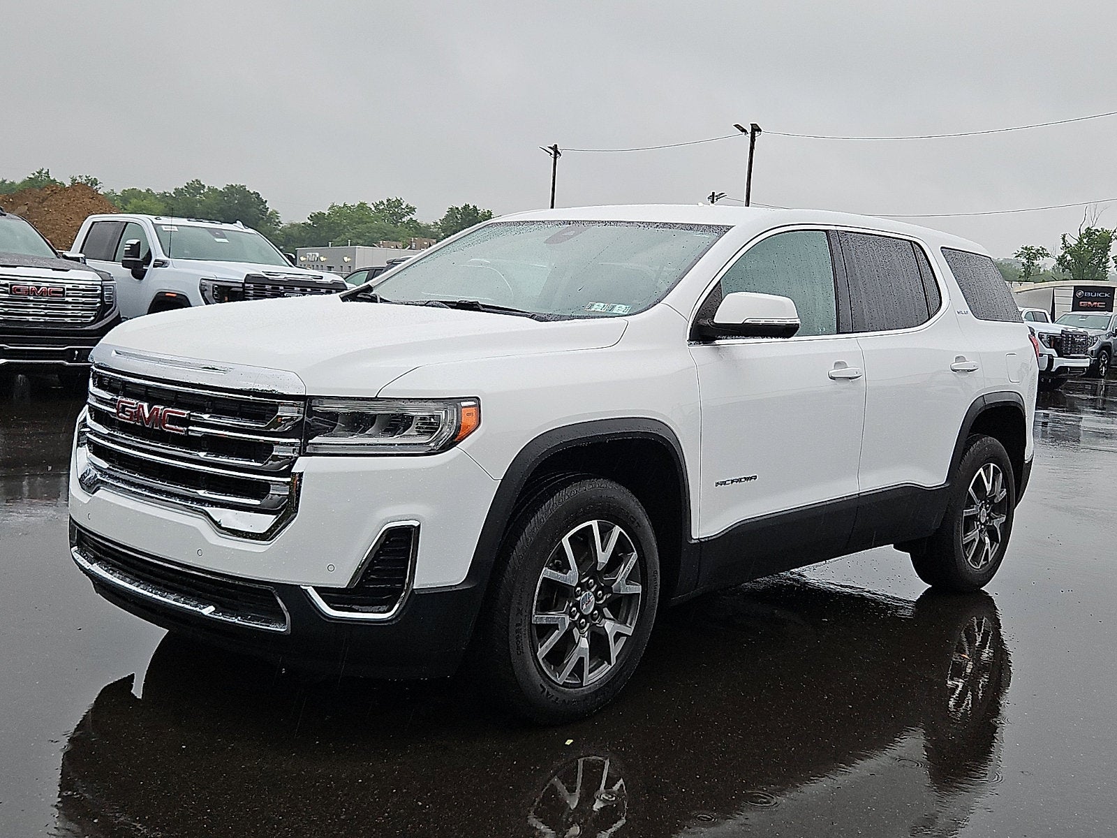2023 GMC Acadia SLE