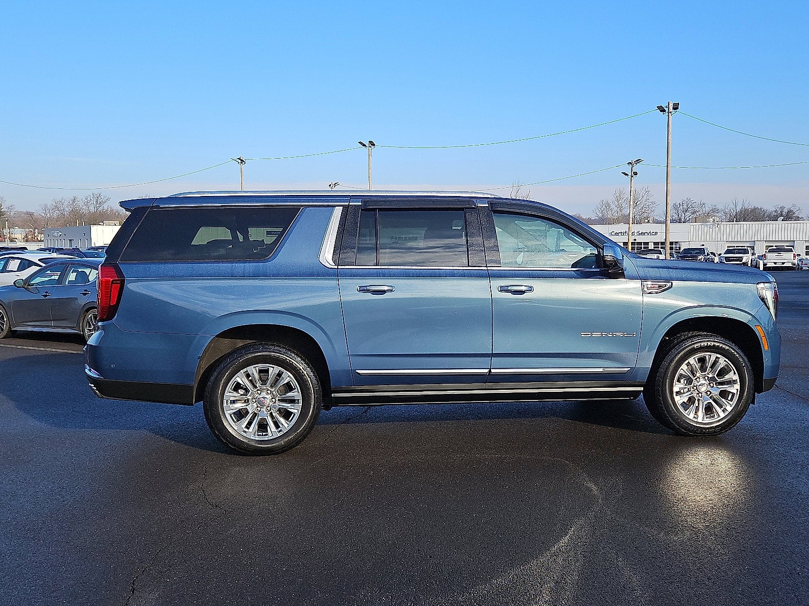 2025 GMC Yukon XL Denali