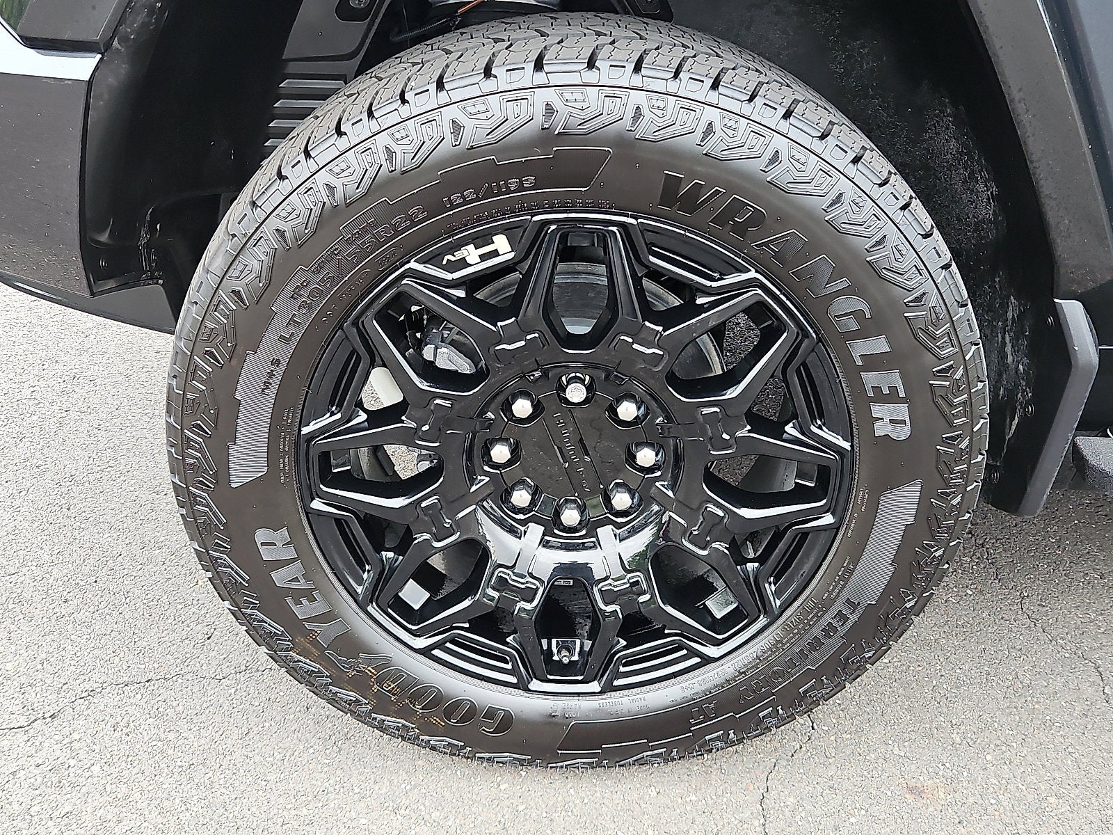 2025 GMC HUMMER EV SUV 2X