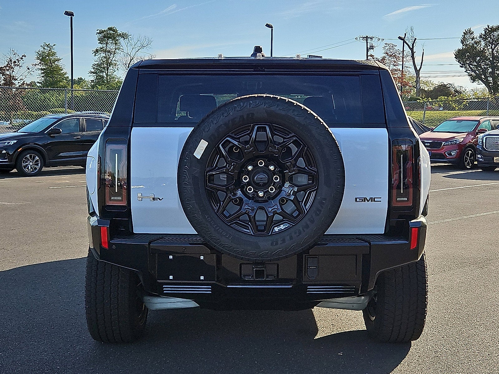 2026 GMC HUMMER EV SUV 2X