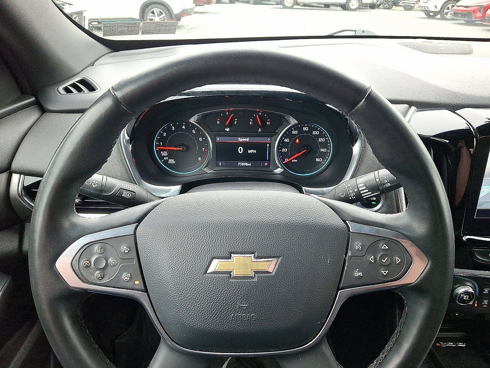 2023 Chevrolet Traverse LT Leather