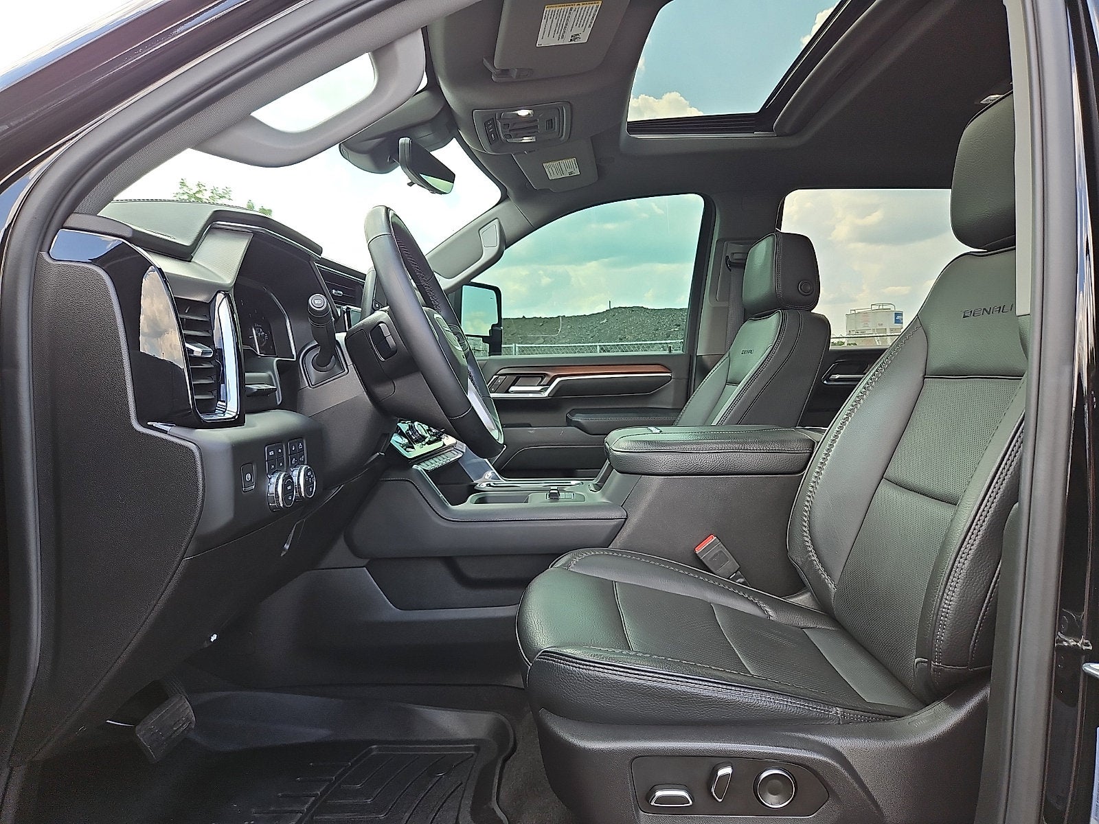 2024 GMC Sierra 2500 HD Denali