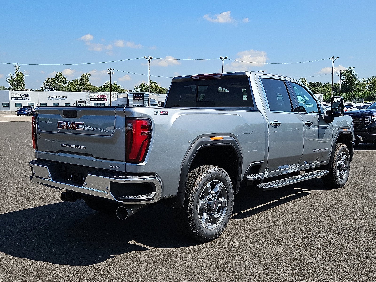 2026 GMC Sierra 2500 HD SLT