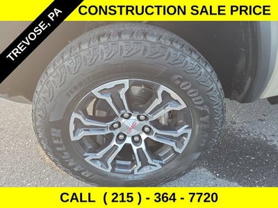 2023 GMC Canyon 4WD AT4