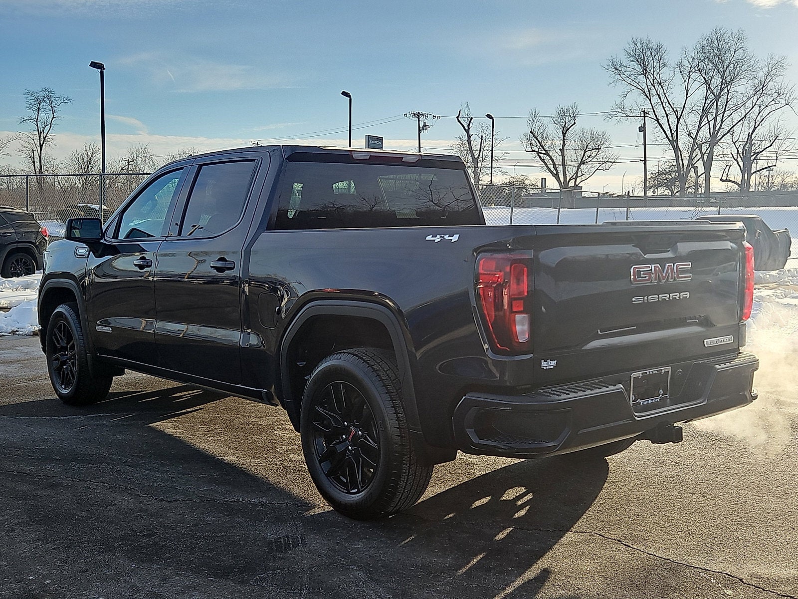 2025 GMC Sierra 1500 Elevation