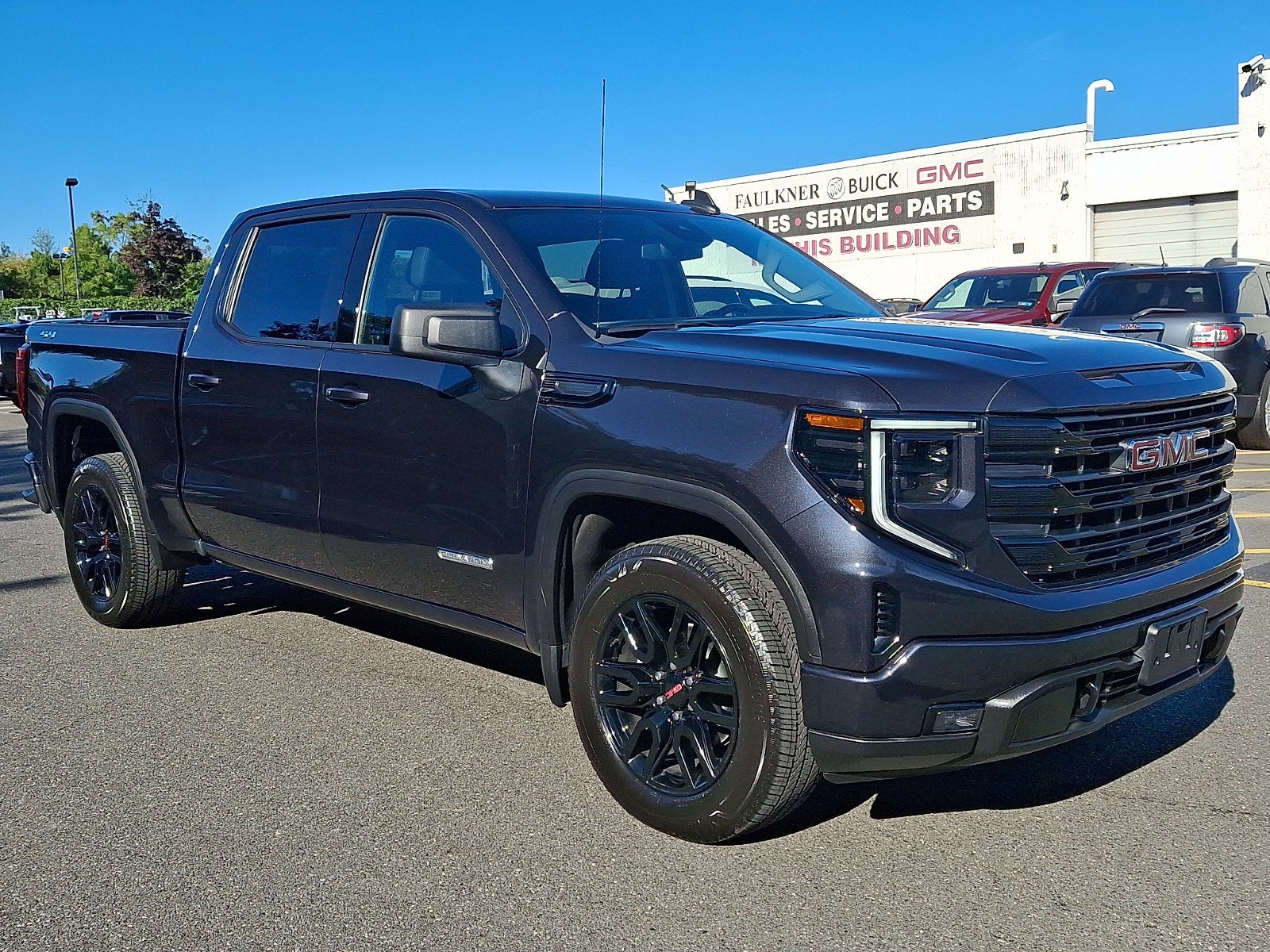 2023 GMC Sierra 1500 Elevation