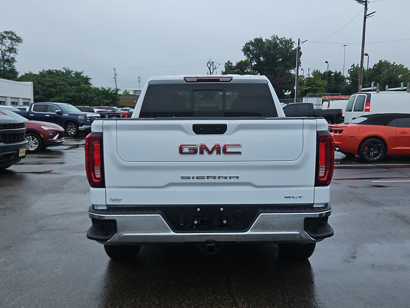 2024 GMC Sierra 1500 SLT