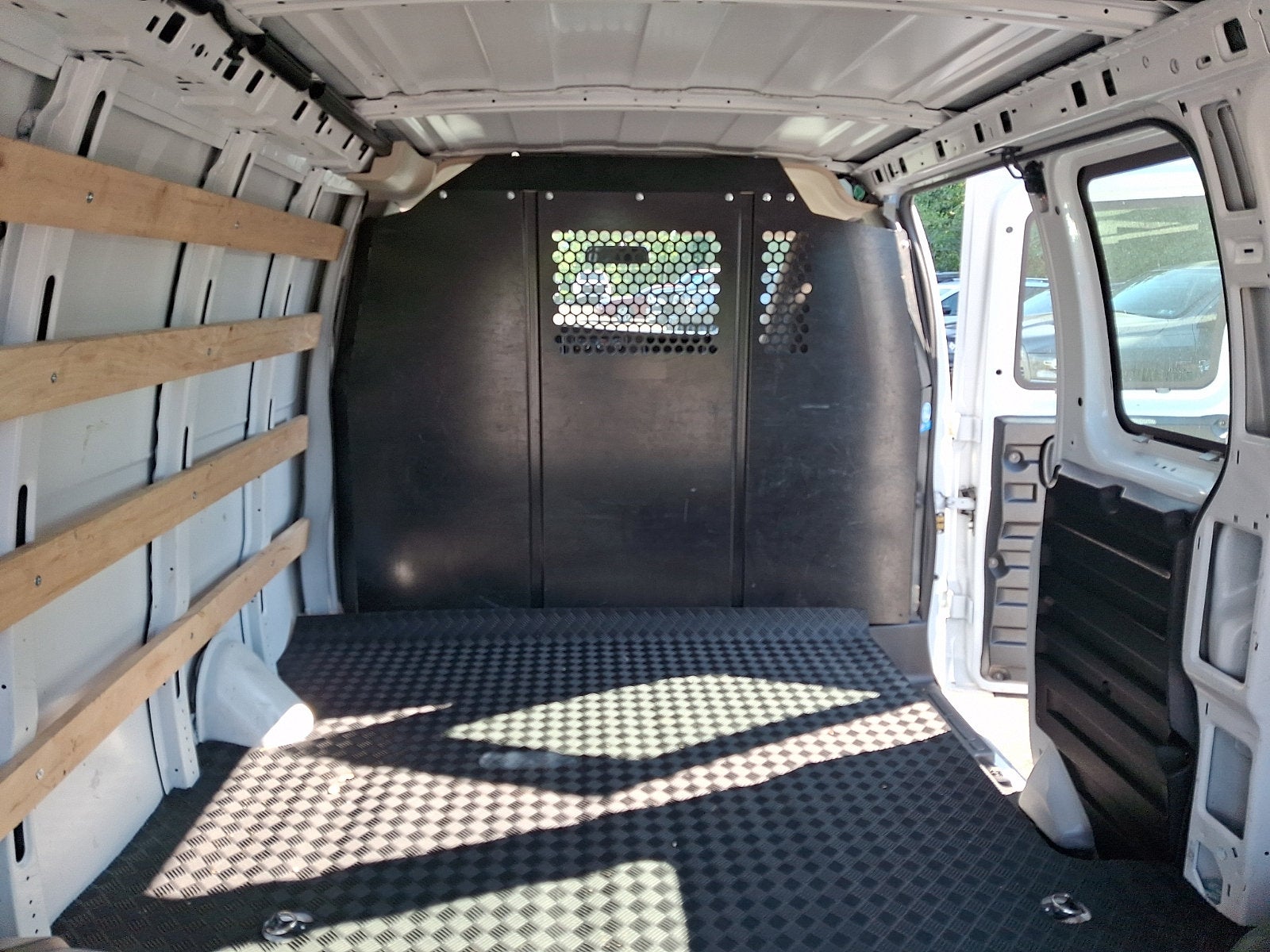2025 GMC Savana Cargo Work Van