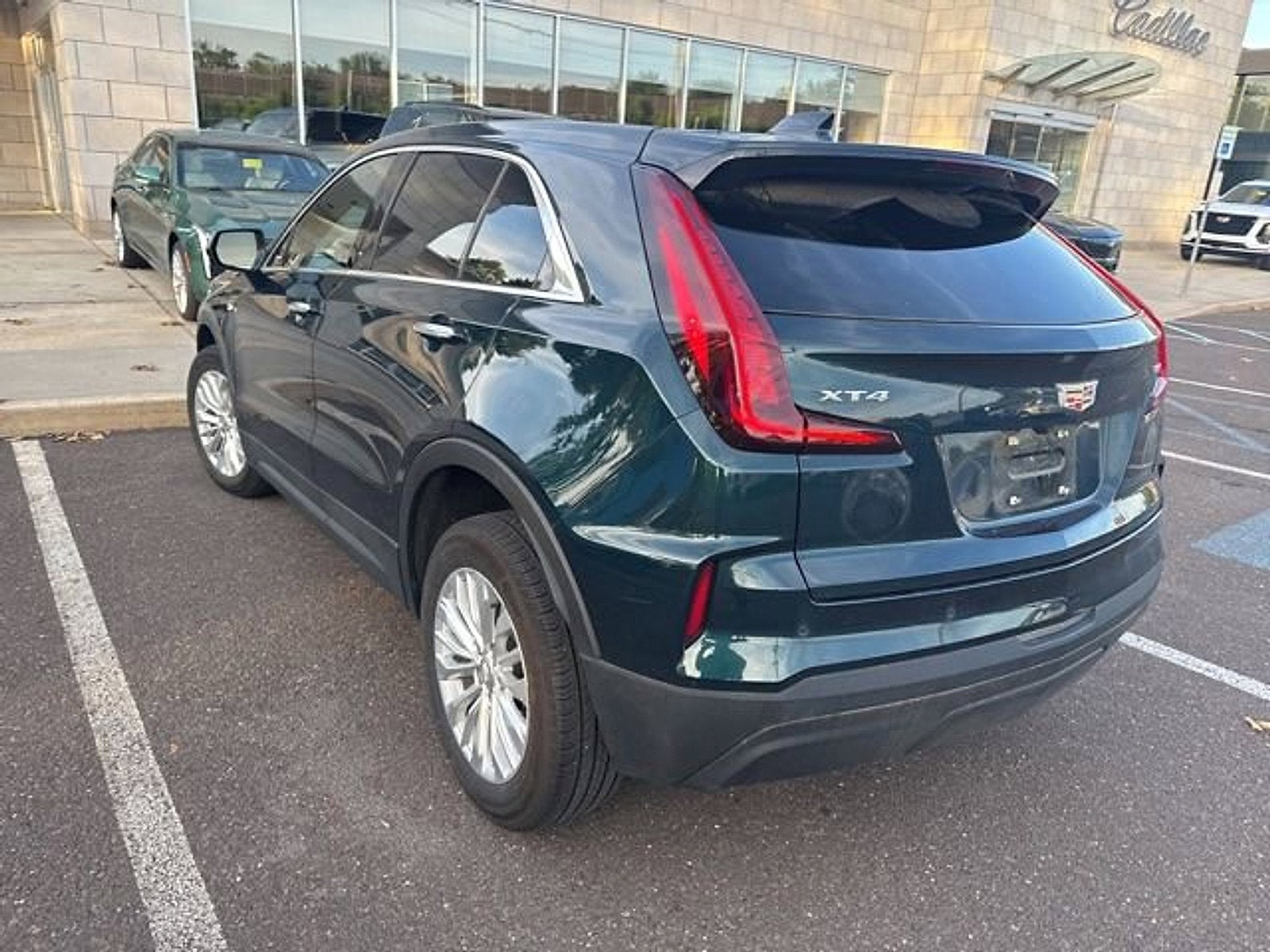 2024 Cadillac XT4 Luxury