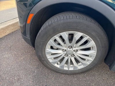 2024 Cadillac XT4 Luxury