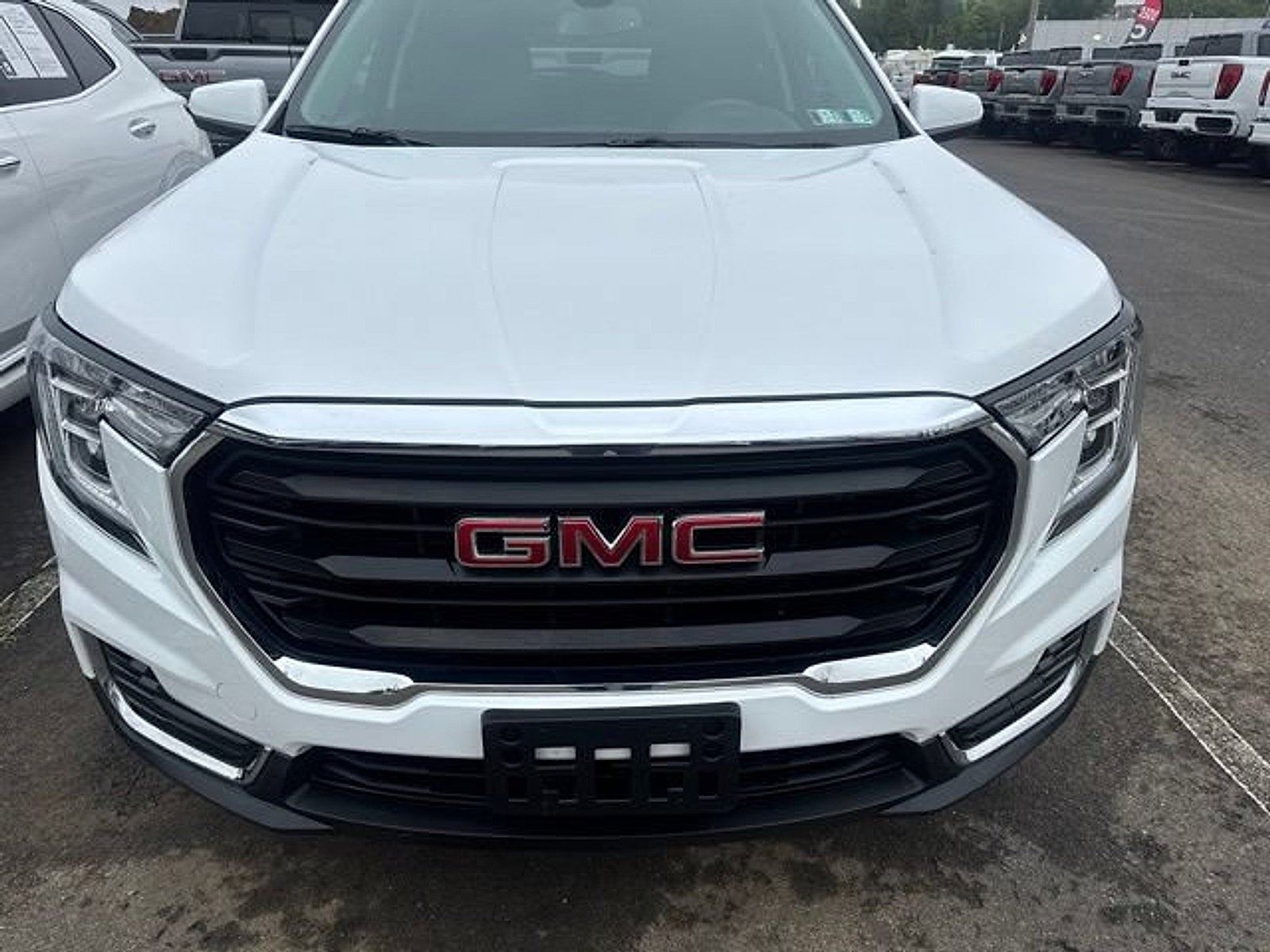 2023 GMC Terrain SLE
