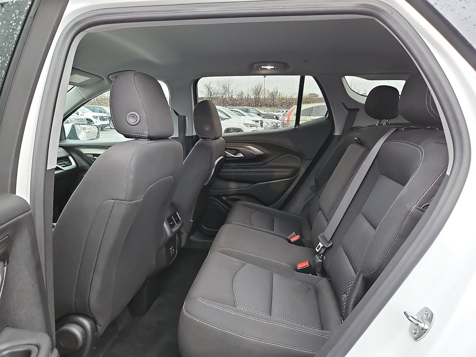 2024 GMC Terrain SLE - Photo 10