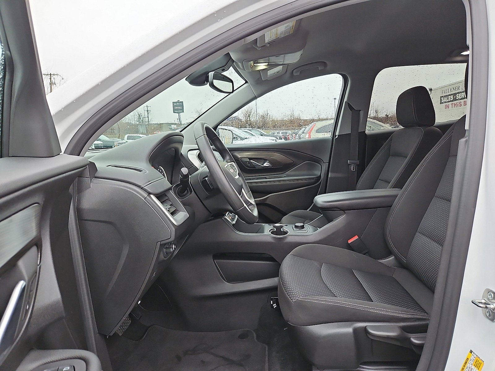 2024 GMC Terrain SLE - Photo 13