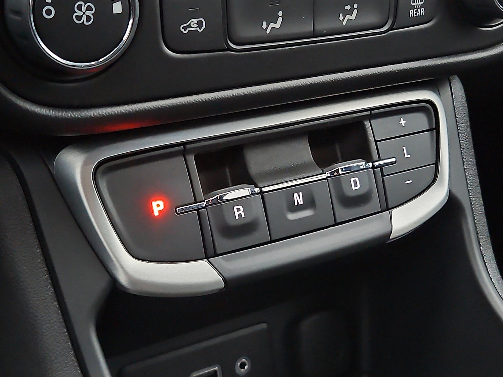 2024 GMC Terrain SLE - Photo 14