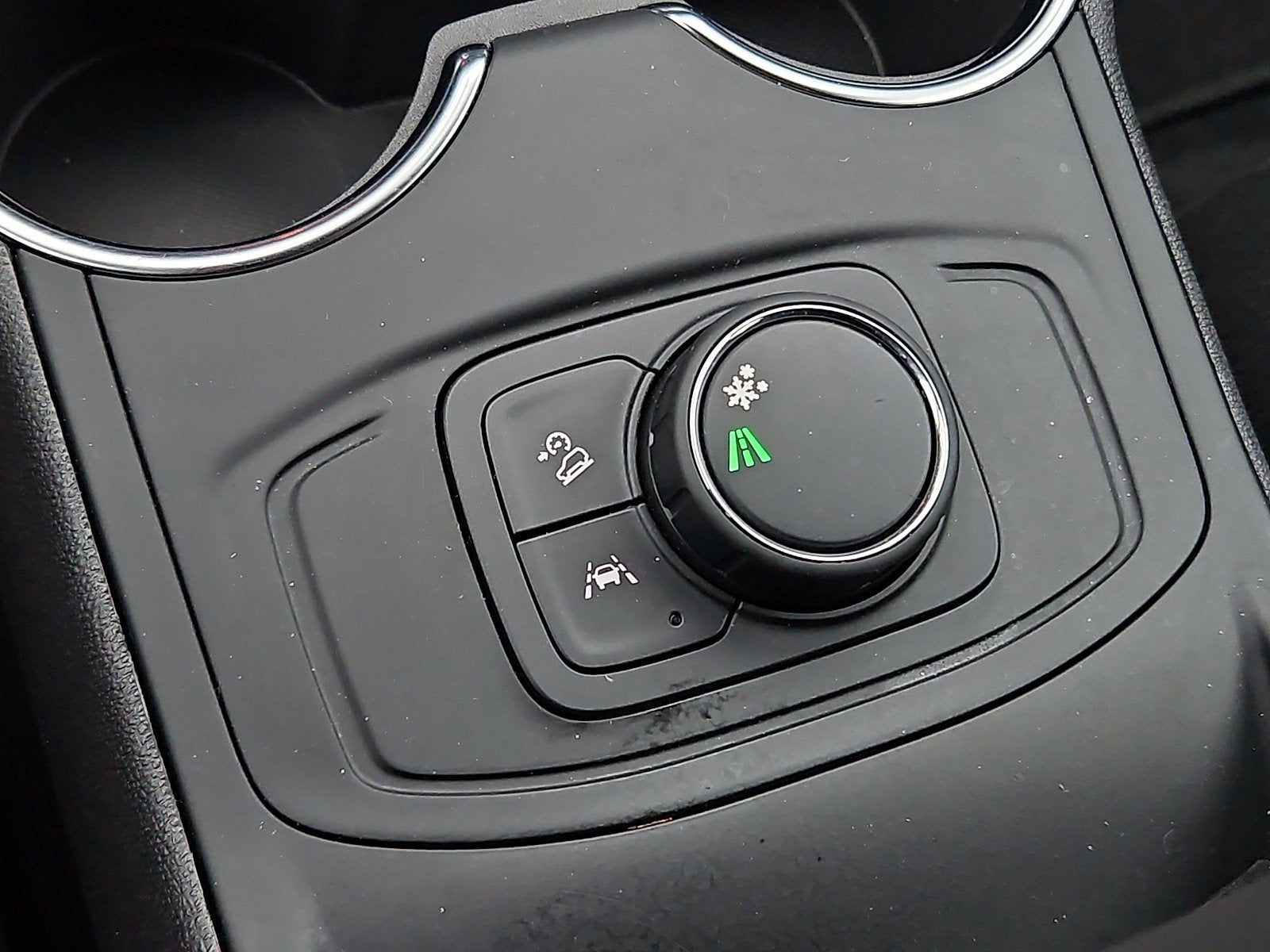 2024 GMC Terrain SLE - Photo 24