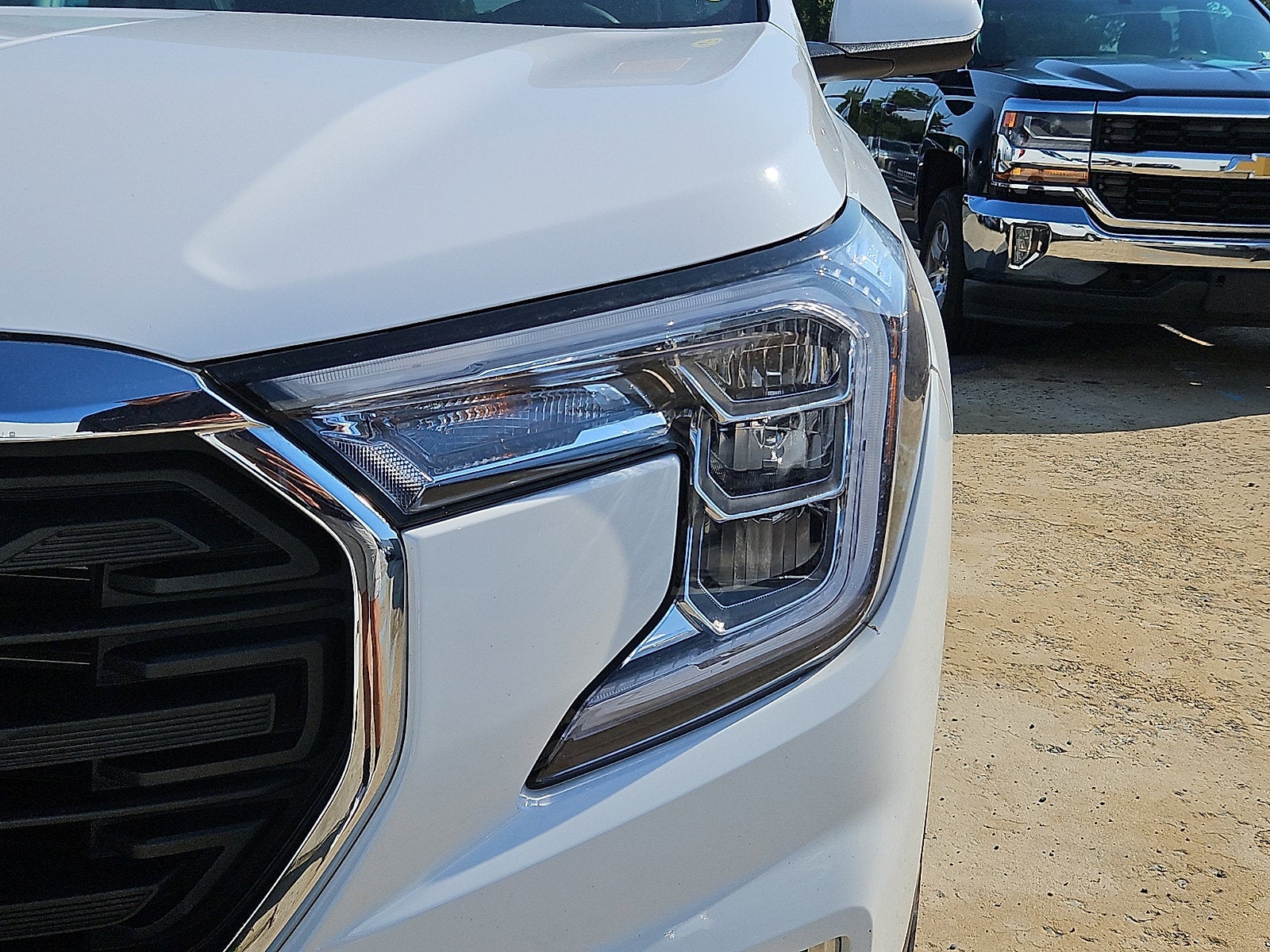 2023 GMC Terrain SLE