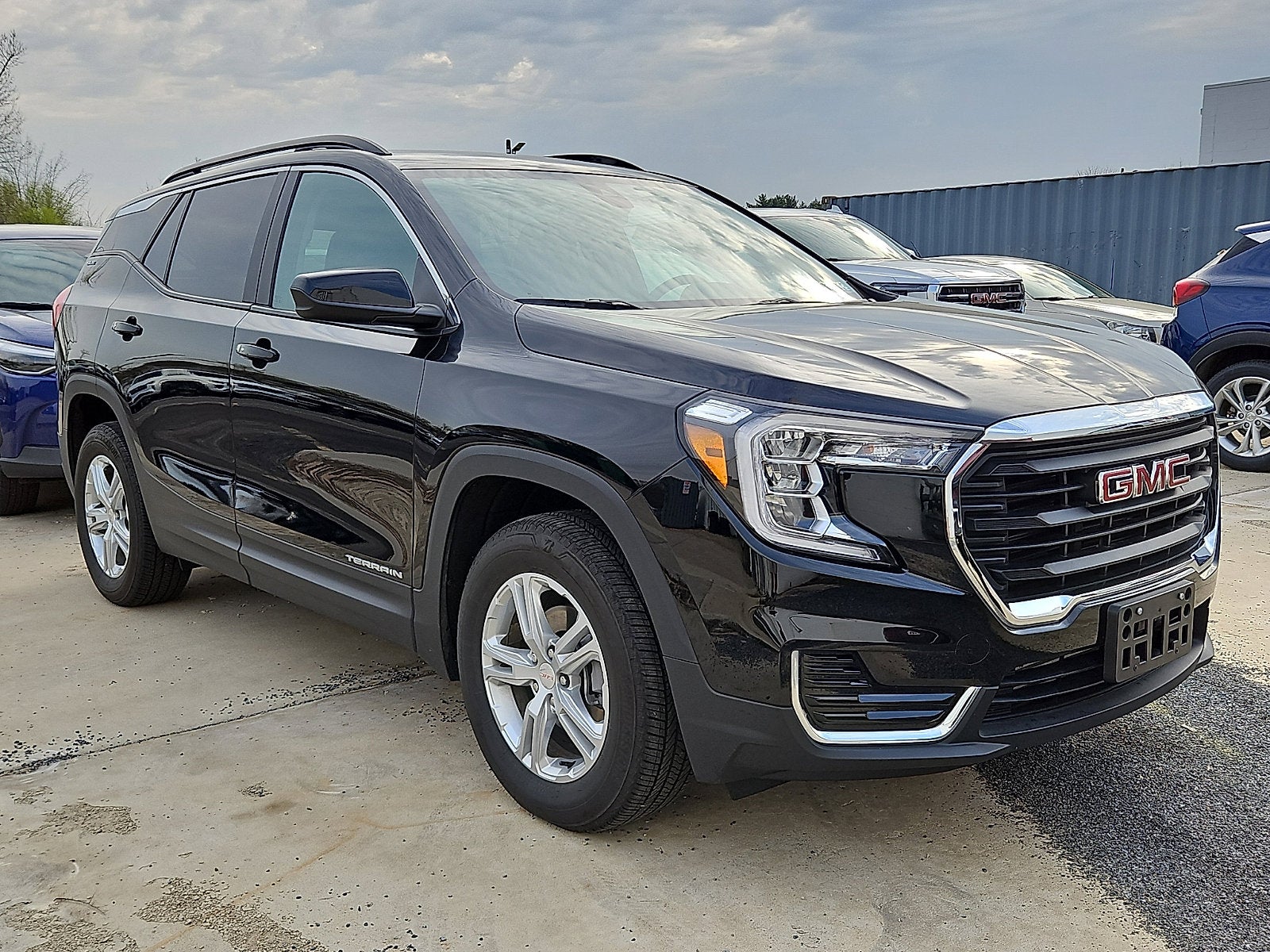 2023 GMC Terrain SLE