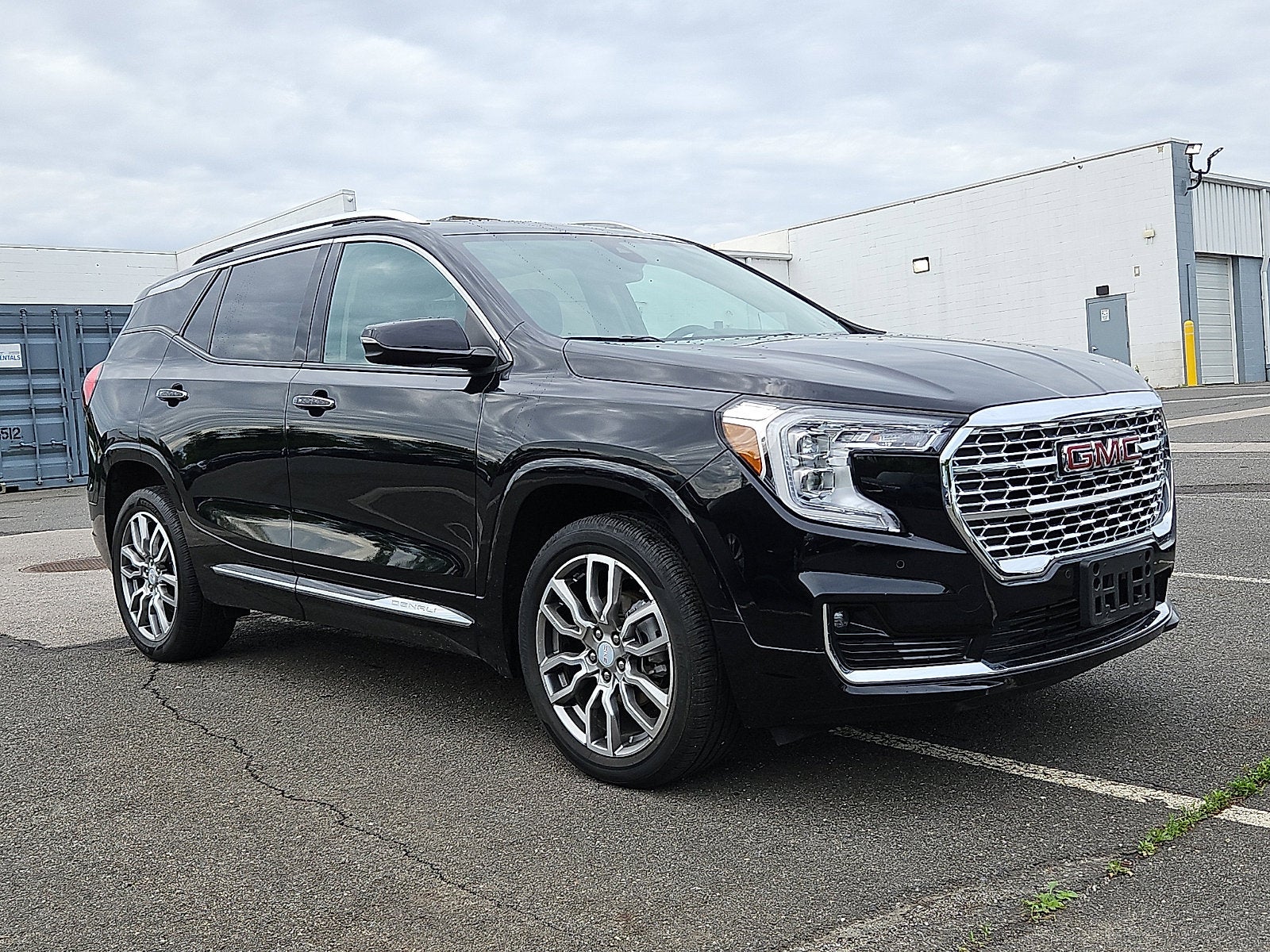 2023 GMC Terrain Denali AWD's photo