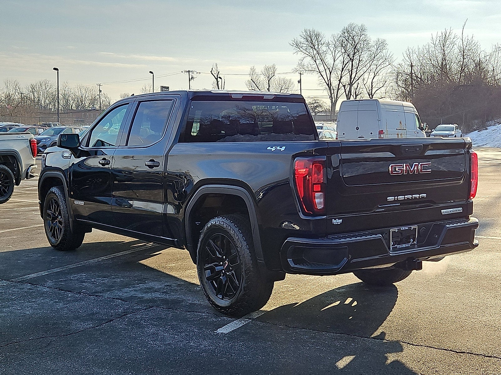 2025 GMC Sierra 1500 Elevation