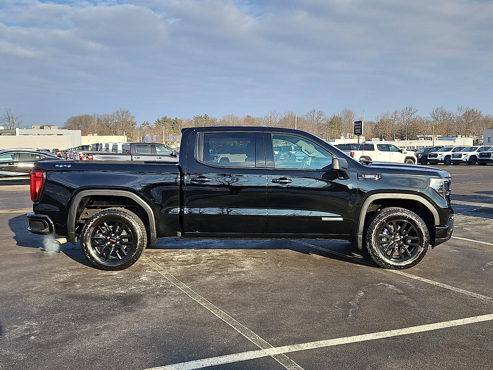 2025 GMC Sierra 1500 Elevation