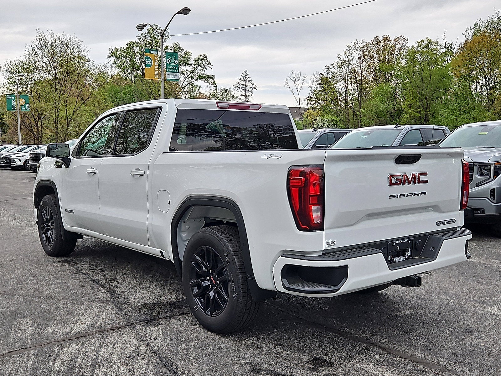 2026 GMC Sierra 1500 Elevation
