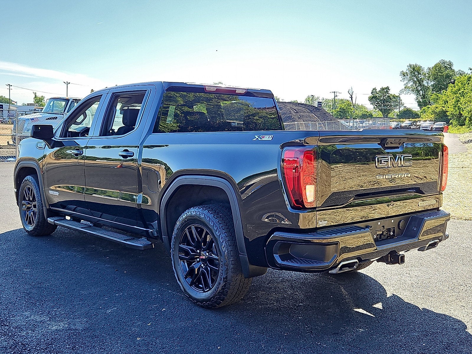 2023 GMC Sierra 1500 Elevation