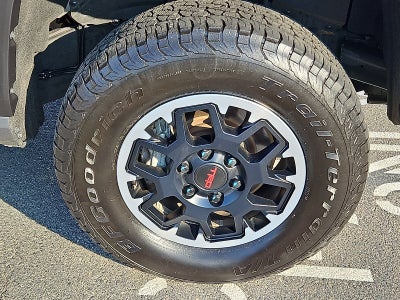 2024 Toyota Tacoma 4WD SR5