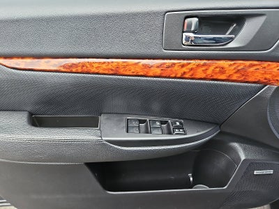 2011 Subaru Outback 2.5i Limited Pwr Moon