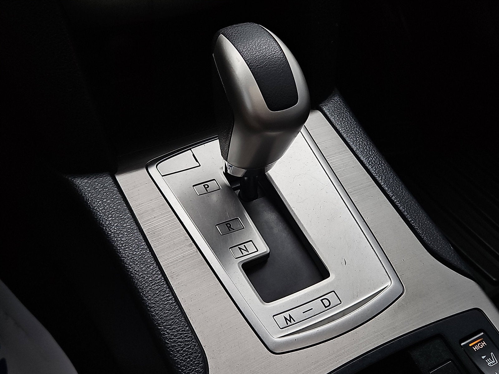 2011 Subaru Outback 2.5i Limited Pwr Moon