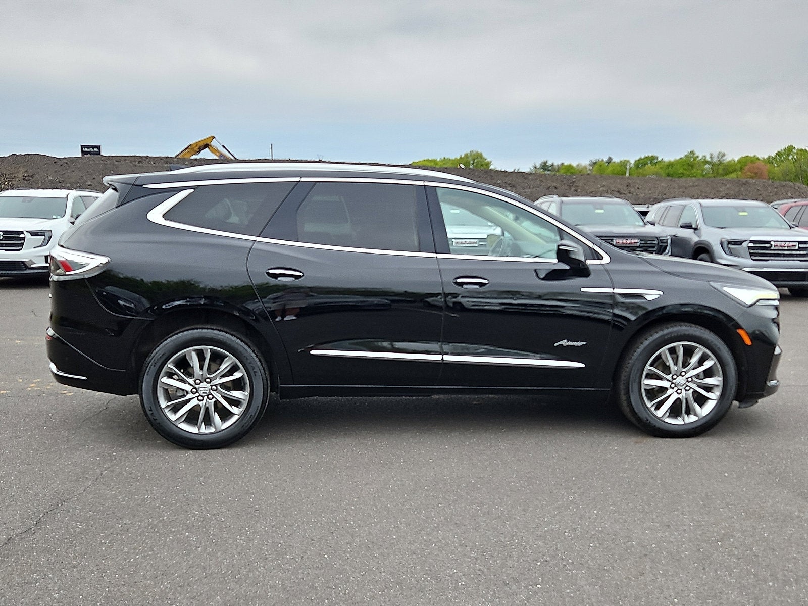 2023 Buick Enclave Avenir