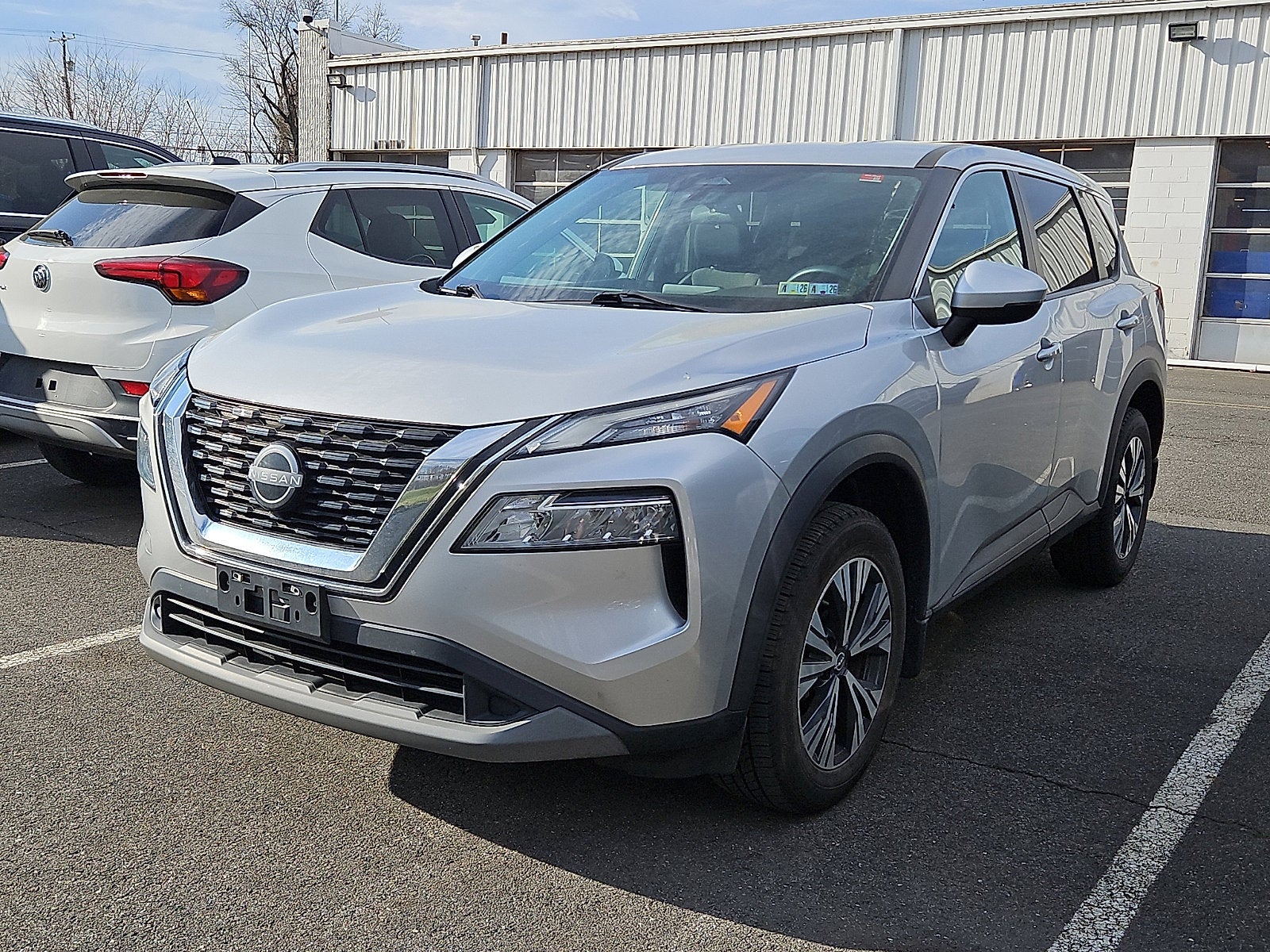 2022 Nissan Rogue SV