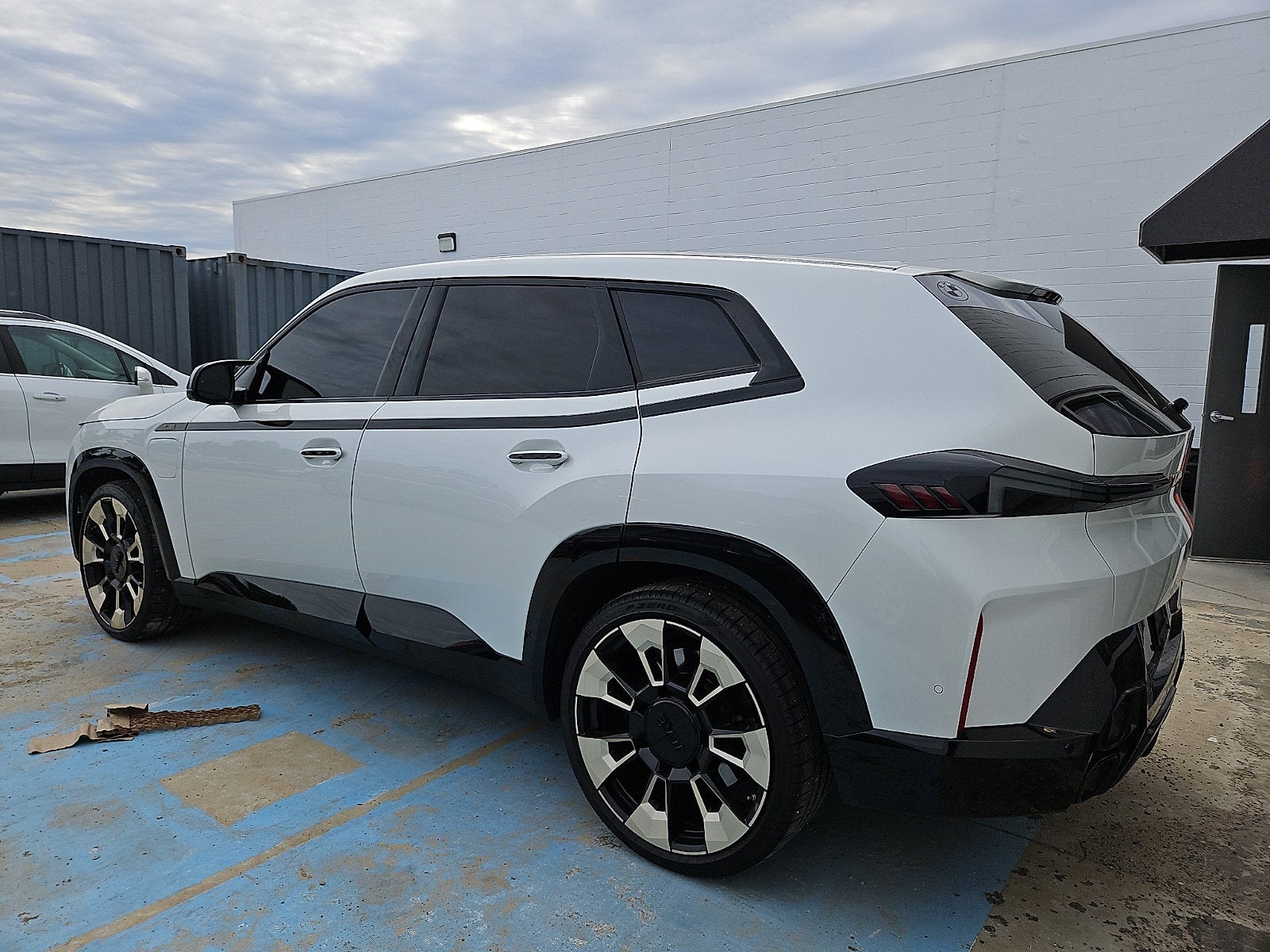2023 BMW XM NA