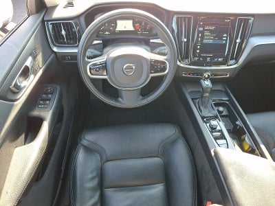 2020 Volvo V60 Cross Country T5